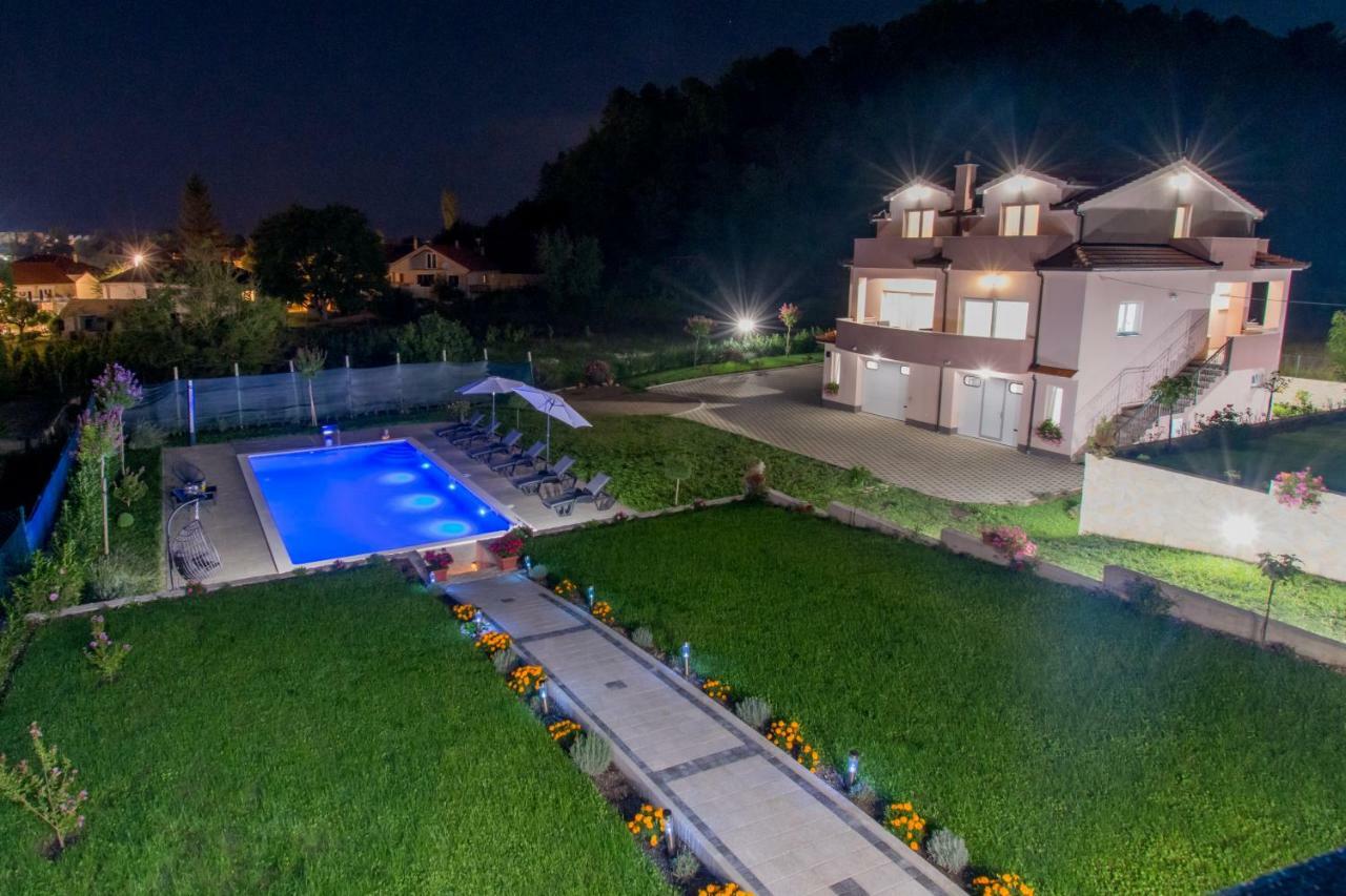 Green Paradise Estate Trilj Bagian luar foto